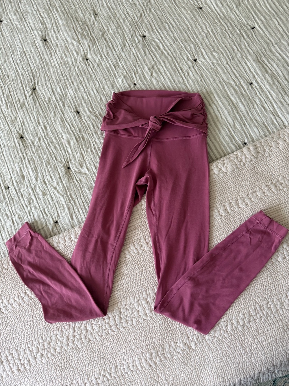 Lululemon Align 28" Wrap Waist - Picture 6 of 7